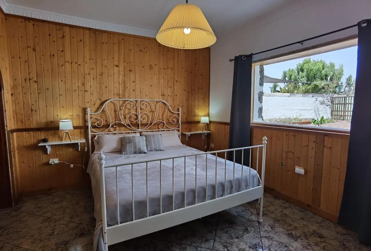 Casa Natura Ainhoa La Oliva Accommodatie bij particulieren